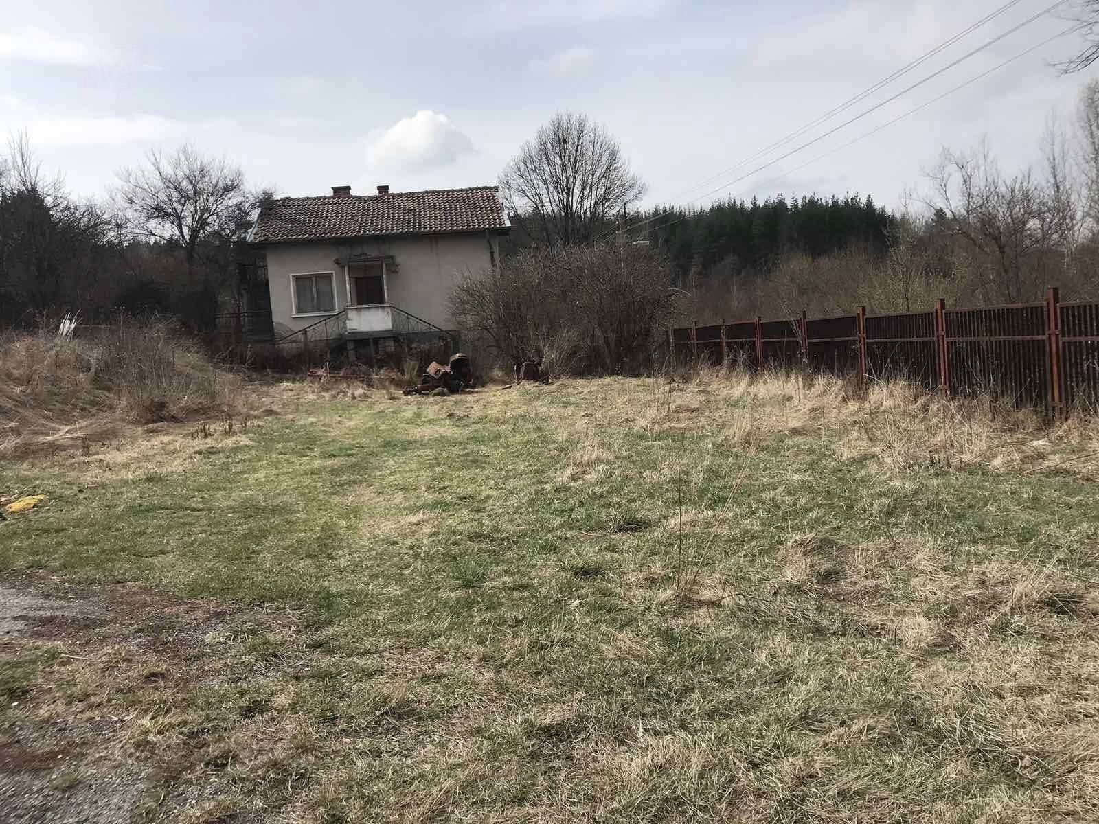 House for Sale in Yarlovtsi, Pernik