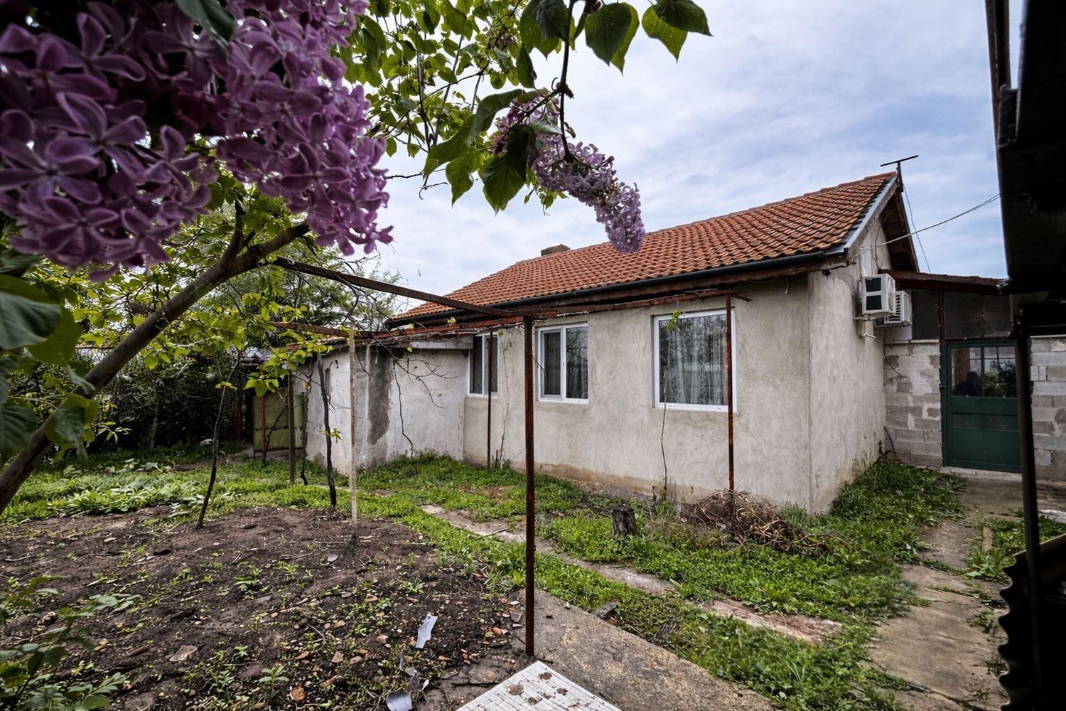 House for Sale in Dobrina, Varna