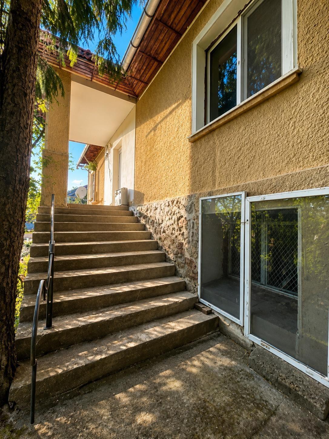 House for Sale in Dren, Pernik