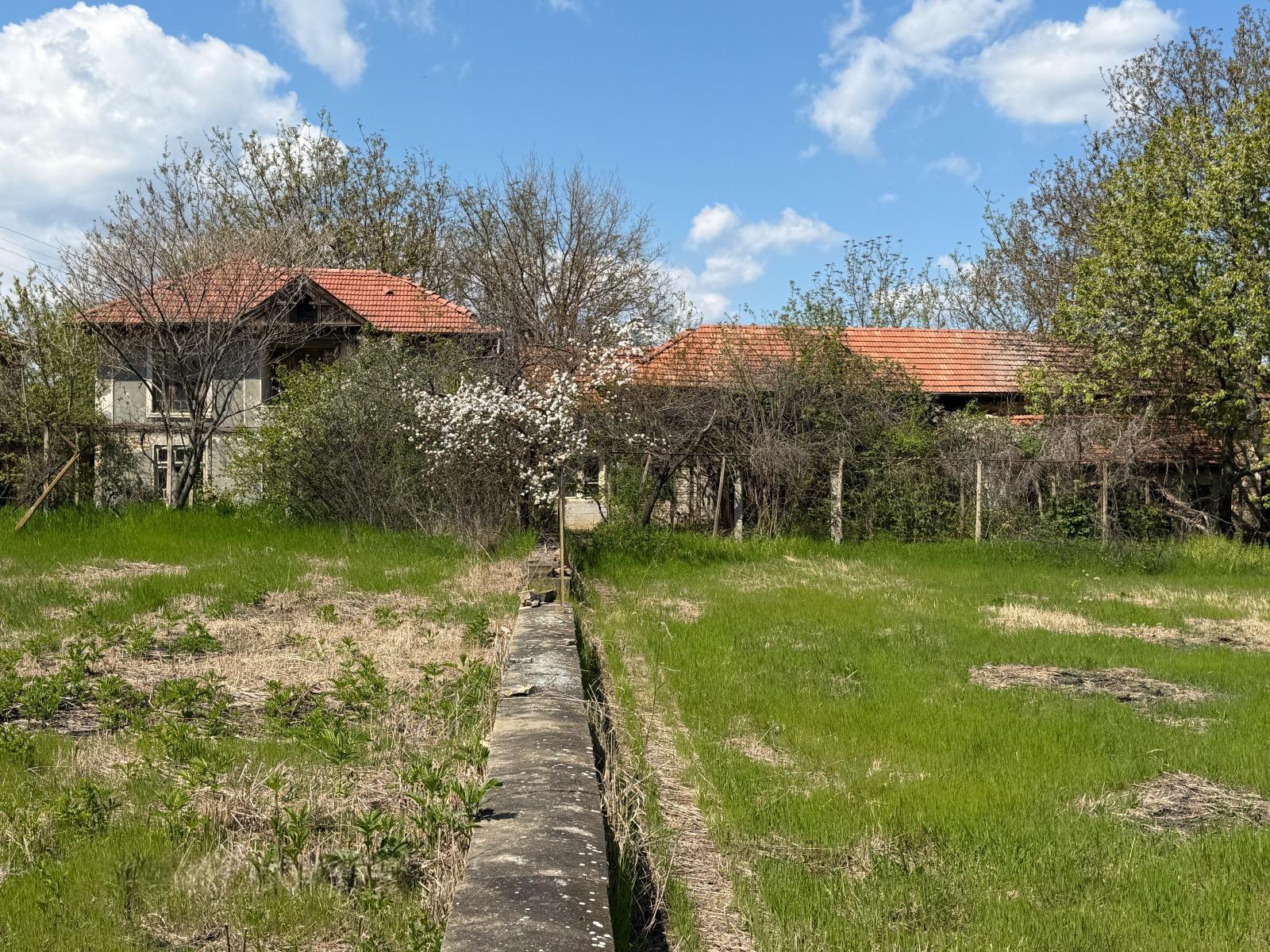 House for Sale in Polski Senovets, Veliko Tarnovo