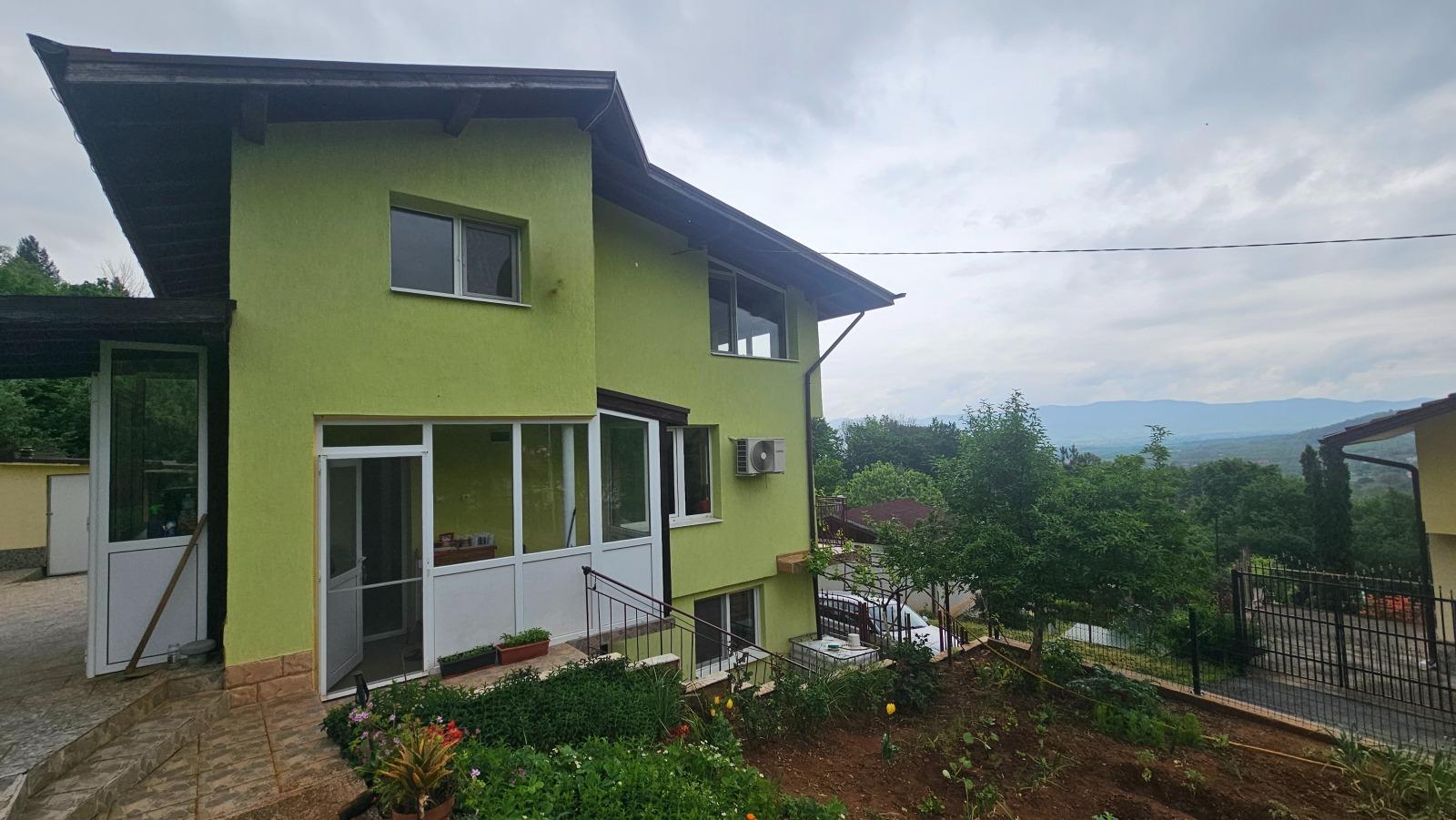 Villa for Sale in Botevgrad, Sofia Province