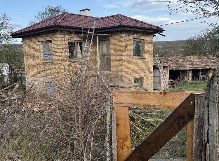 House for Sale in Voyvodino, Varna