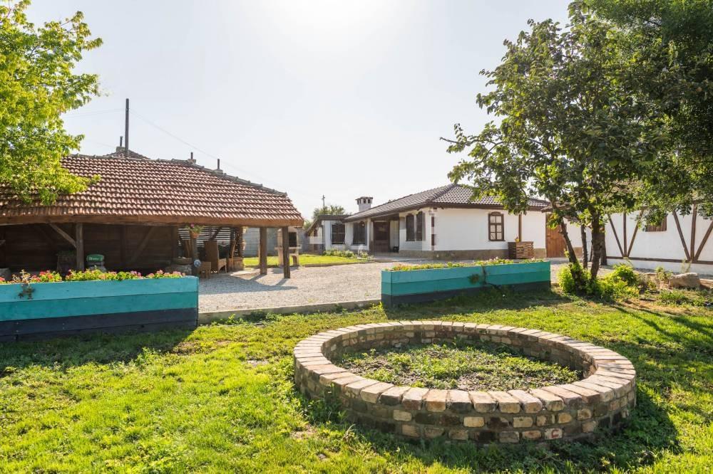 House for Sale in Pchelnik, Varna