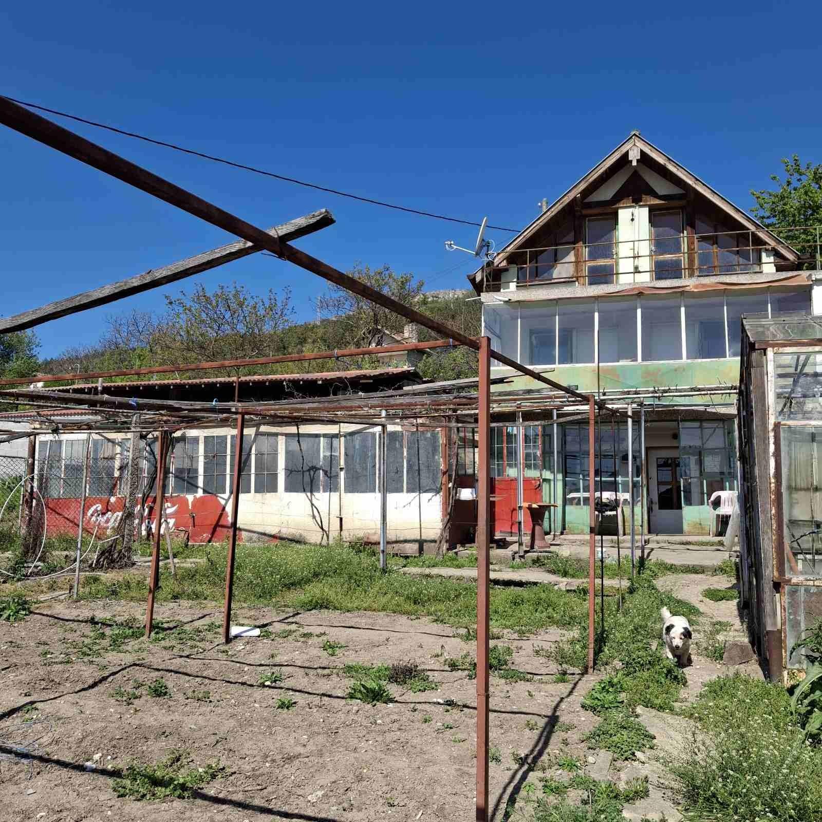 Villa for Sale in Shumen, Pod Manastira Area