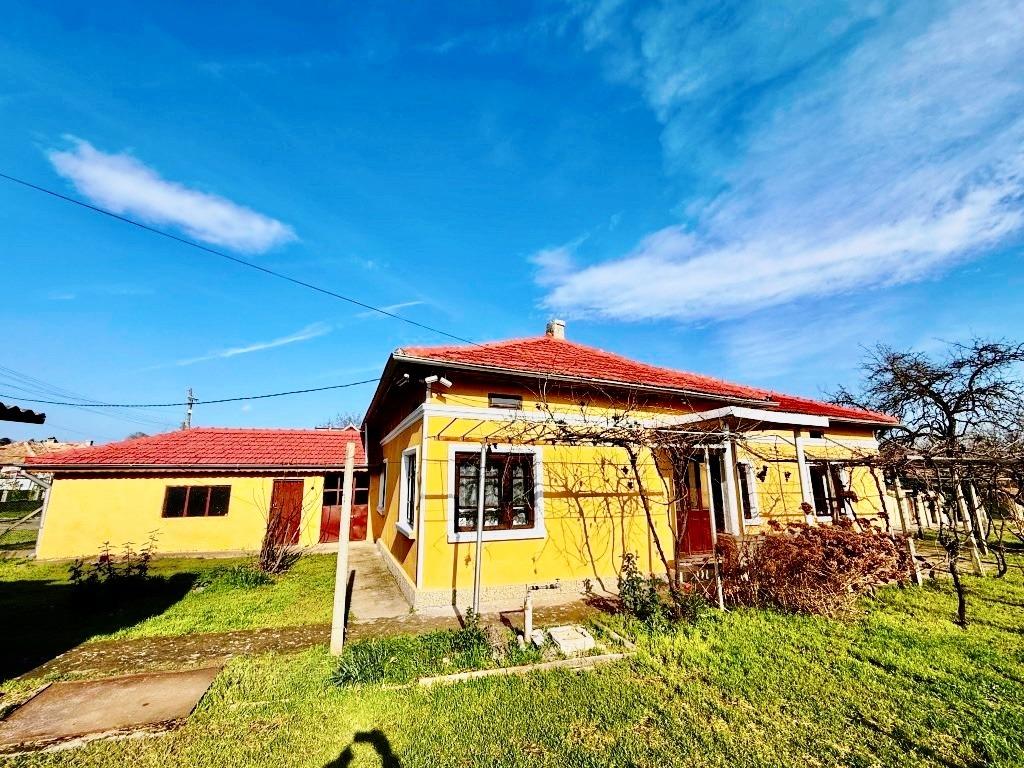 House for Sale in Lyulyakovo, Dobrich