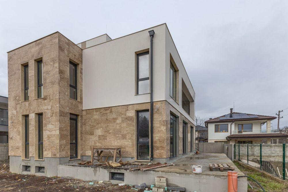 House for Sale in Varna, Dolna Traka Area