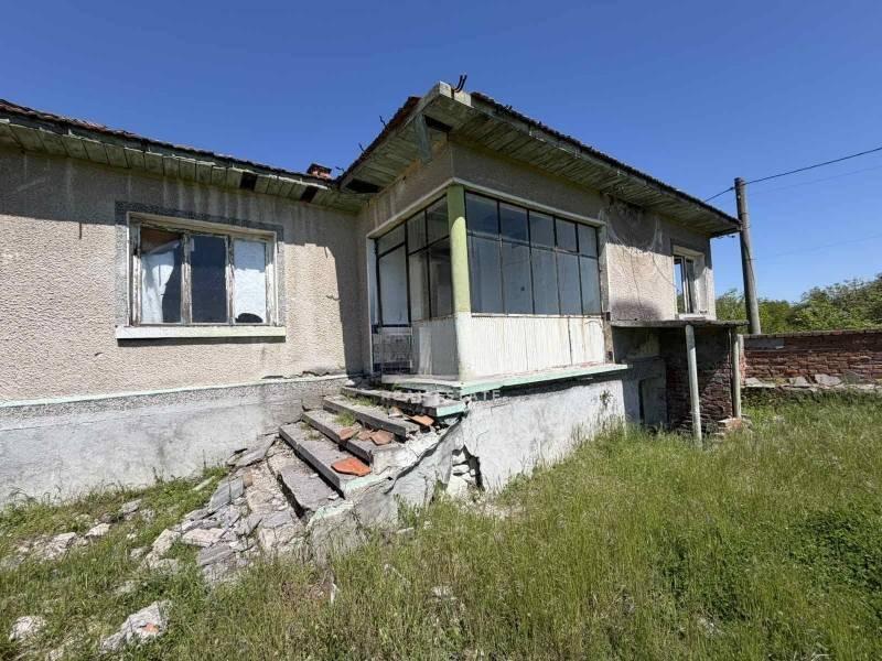 House for Sale in Varbitsa, Haskovo
