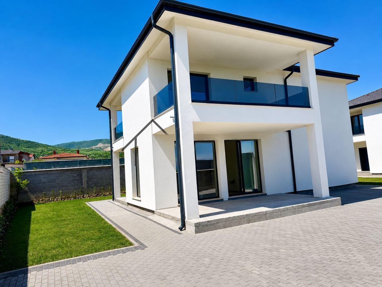 House for Sale in Brestnik, Plovdiv