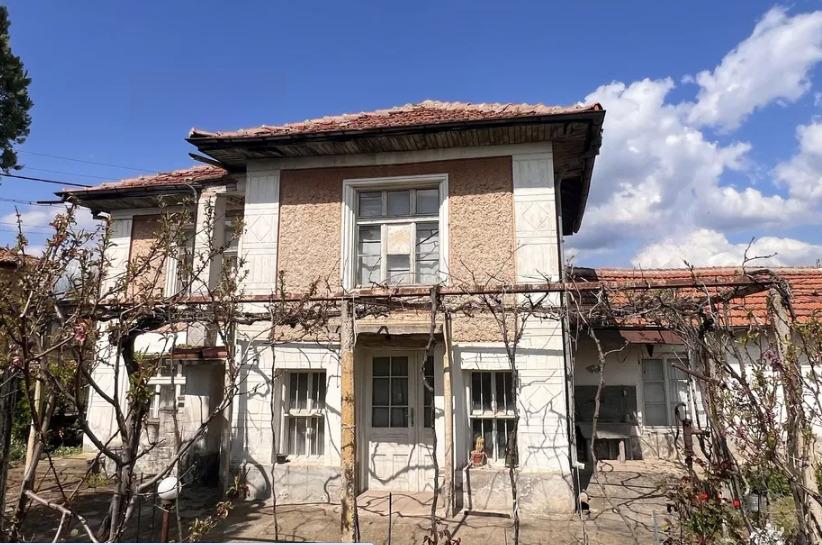 House for Sale in Streltsi, Plovdiv