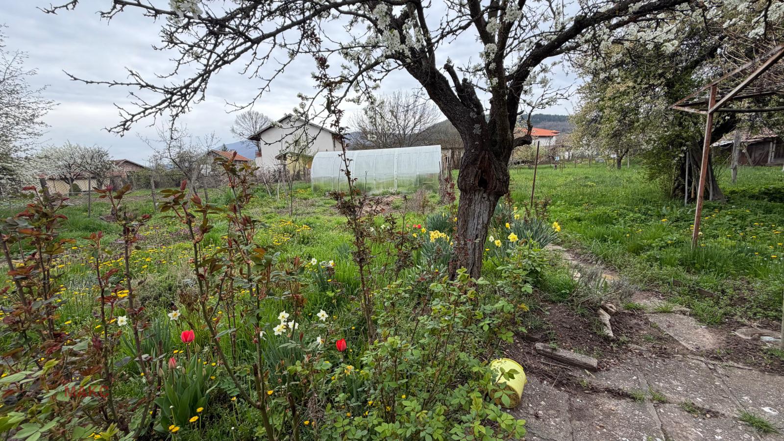 House for Sale in Izvor, Pernik