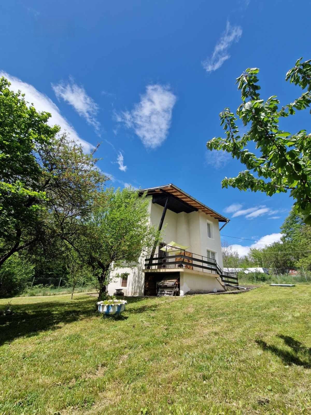 Villa for Sale in Kosacha, Pernik