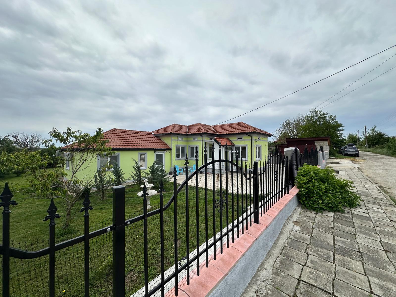 House for Sale in Nova Kamena, Dobrich