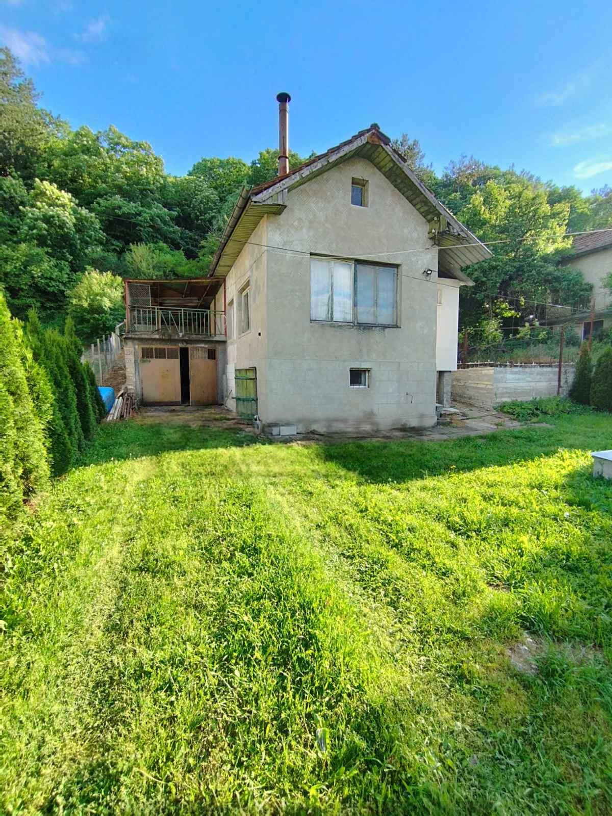 Villa for Sale in Targovishte, Vilna zona