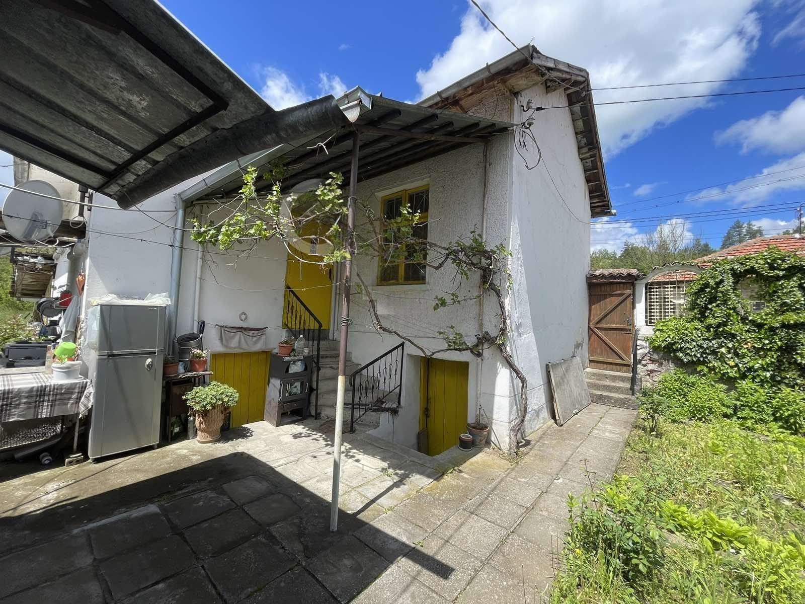 House for Sale in Belitsa, Gabrovo