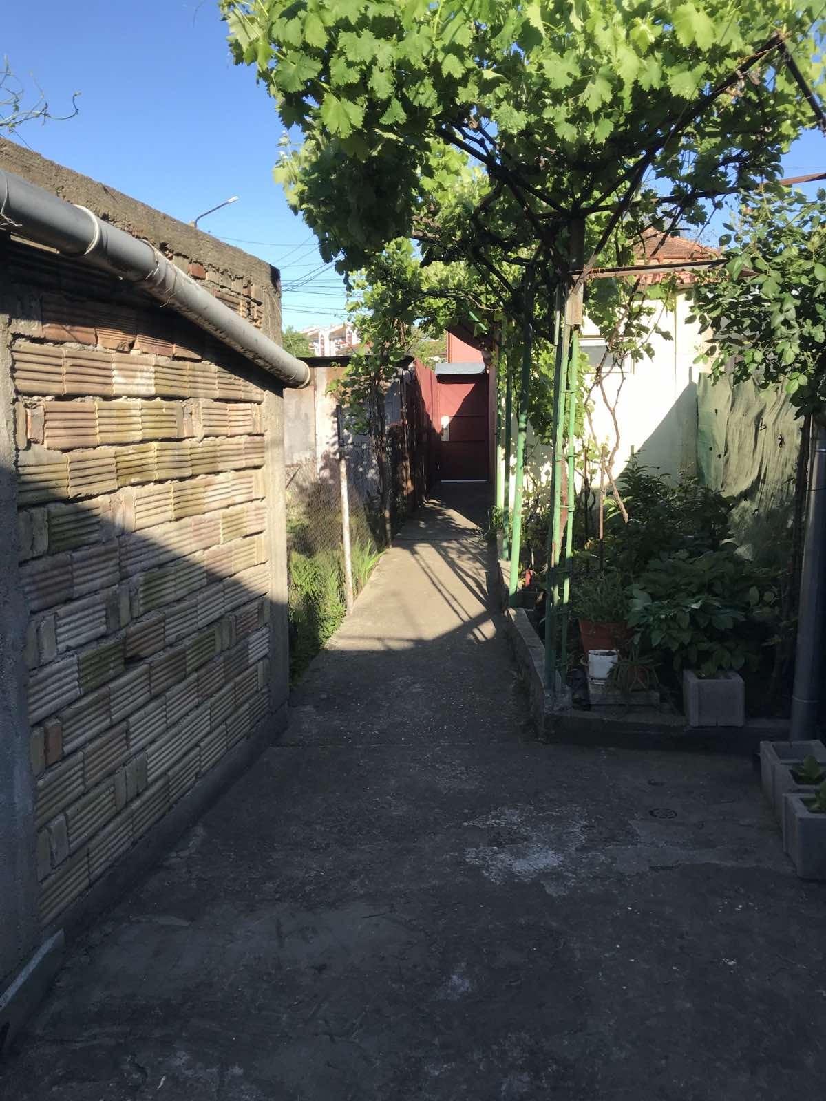 House for Sale in Ruse, Tsentralen koop. pazar