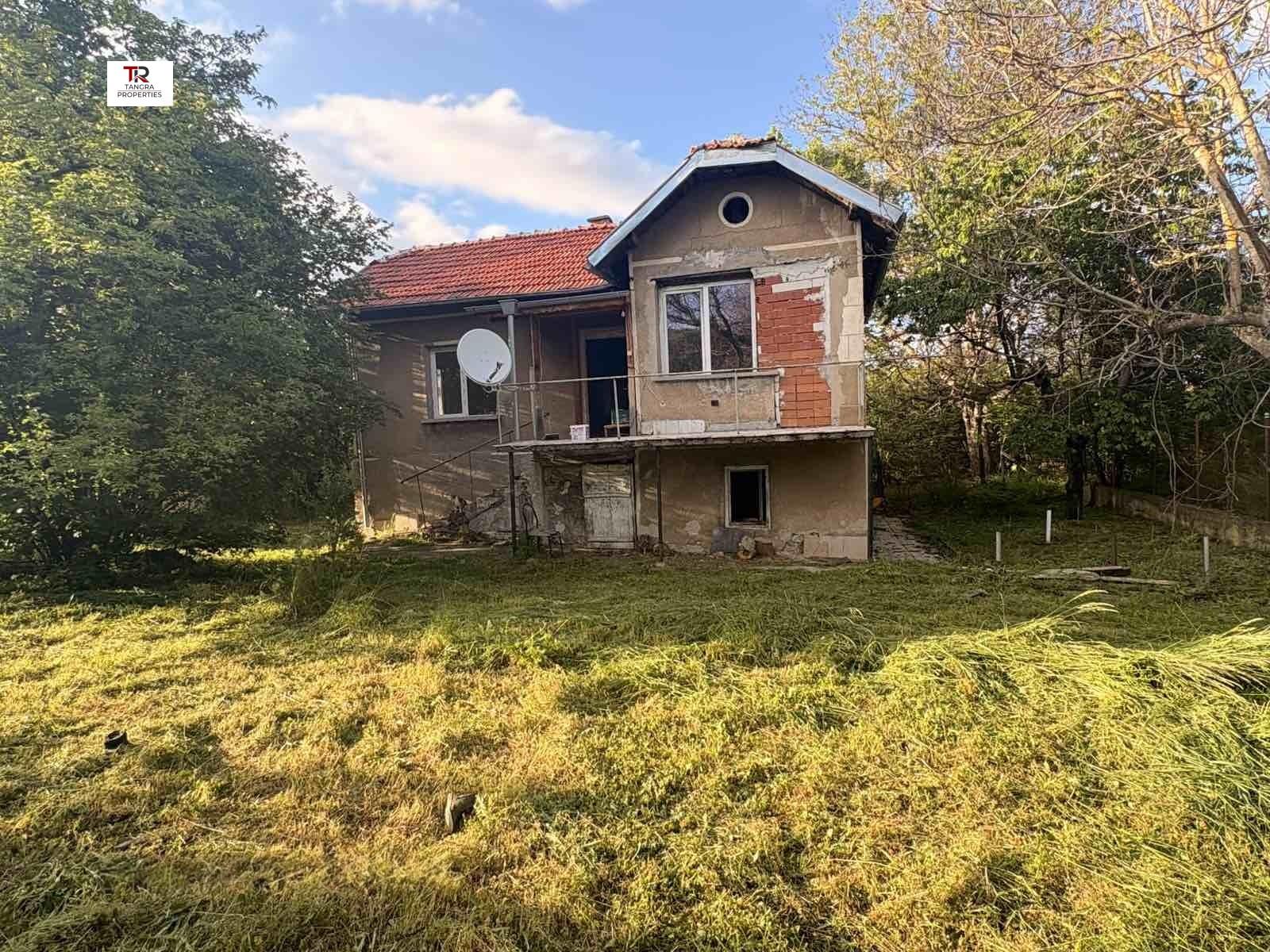 House for Sale in Kondofrey, Pernik