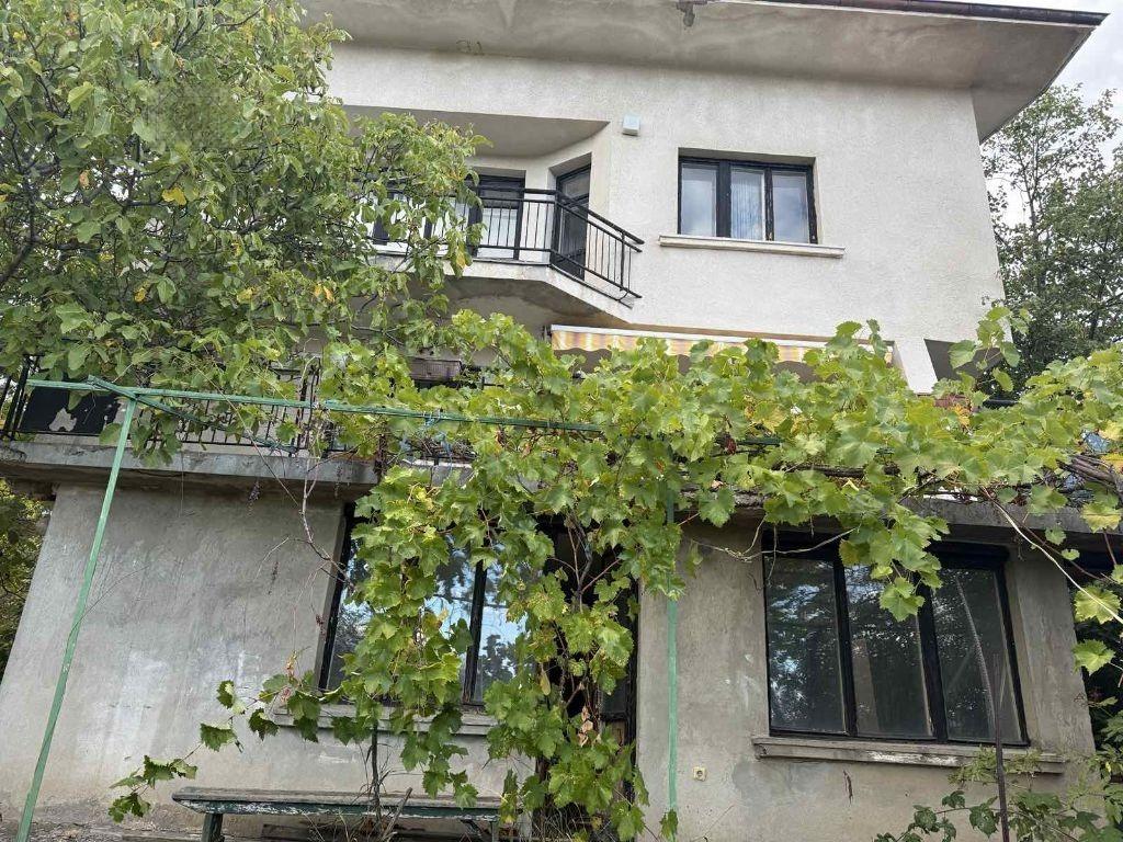 House for Sale in Klisura, Sofia Province
