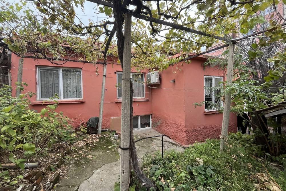 House for Sale in Sliven, Klutsohor