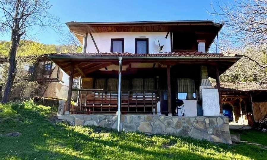 House for Sale in Apriltsi, Lovech