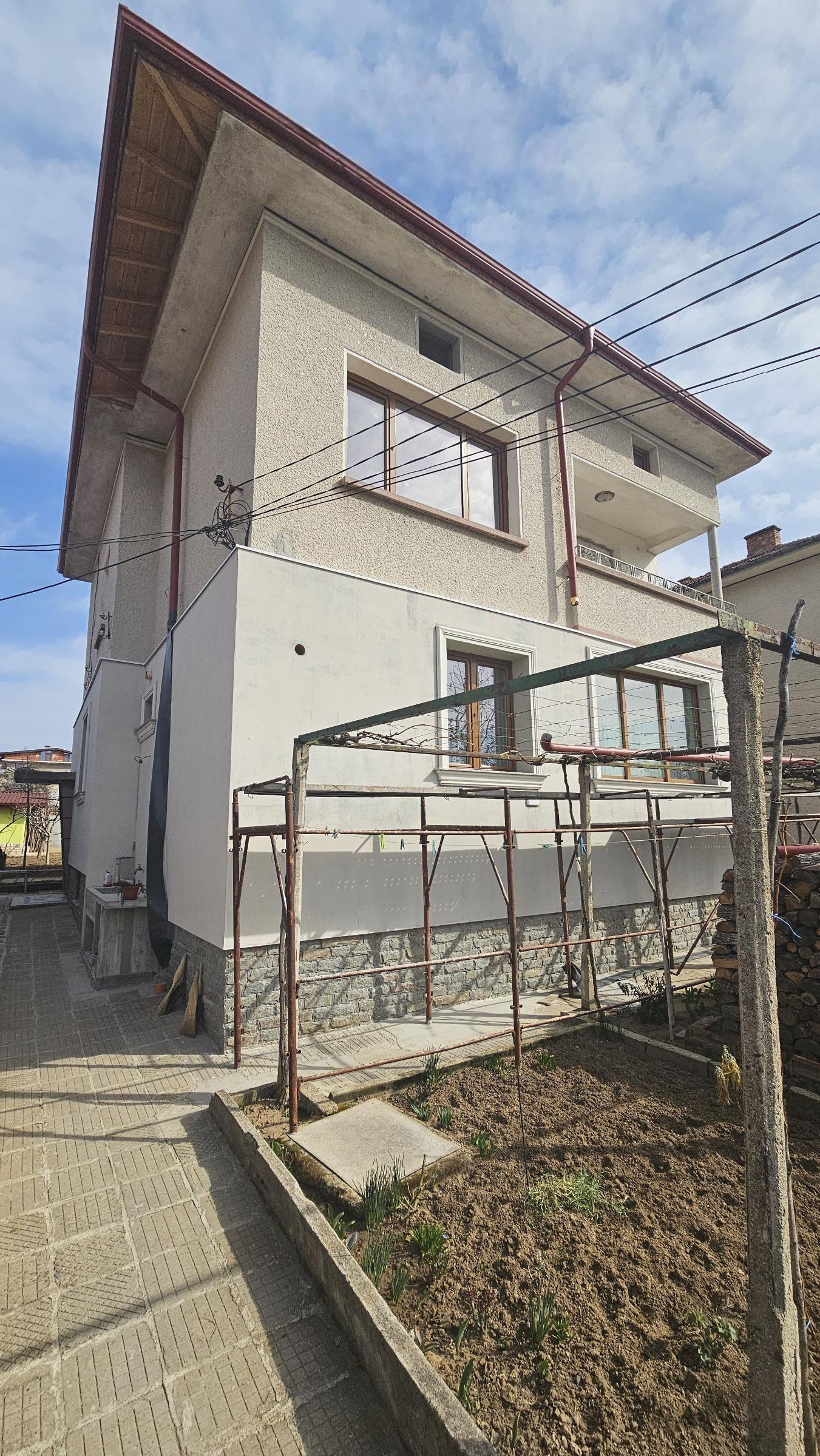 House Floor for Sale in Hisarya, Plovdiv
