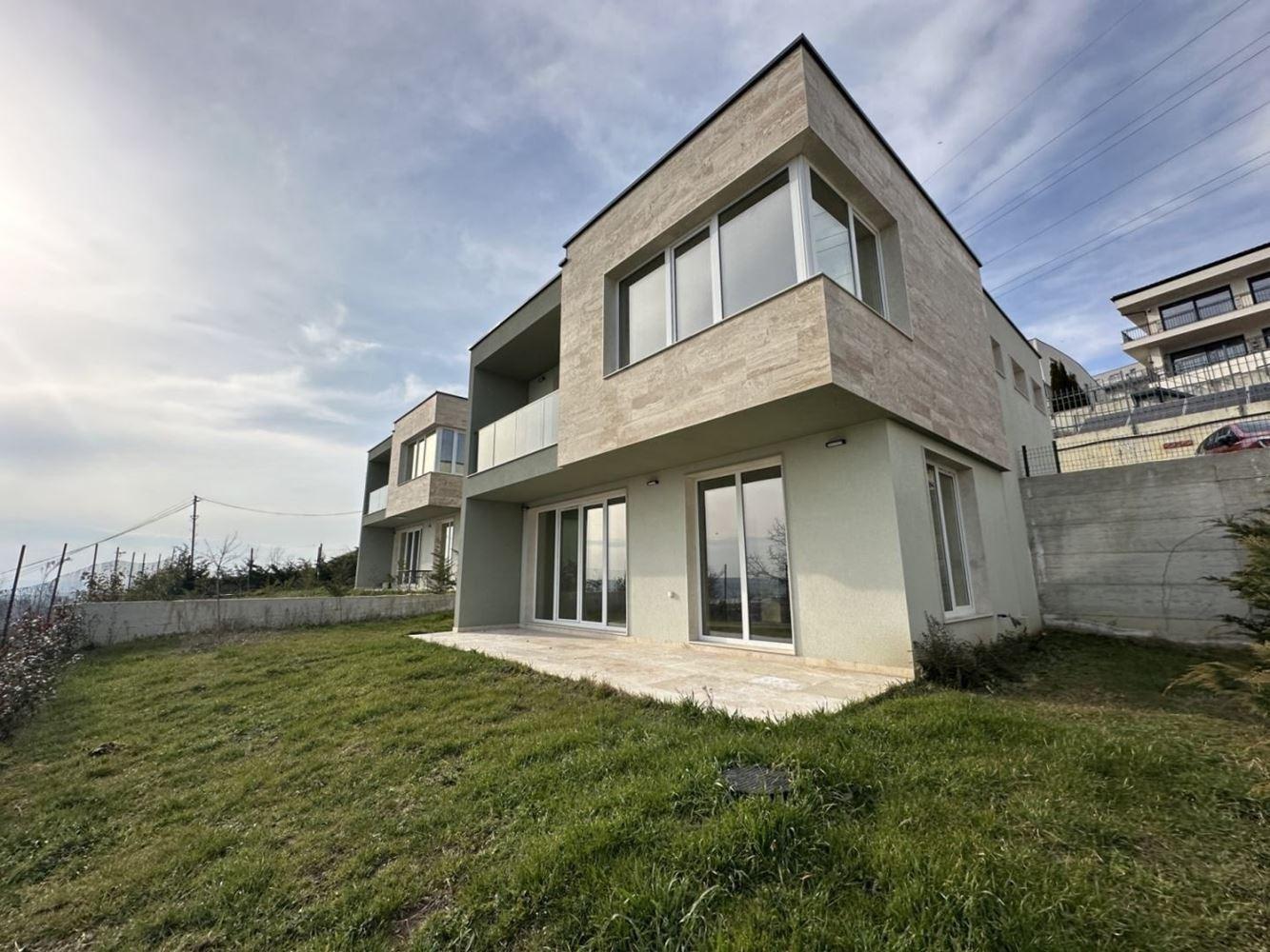 House for Sale in Varna, Pchelina Area