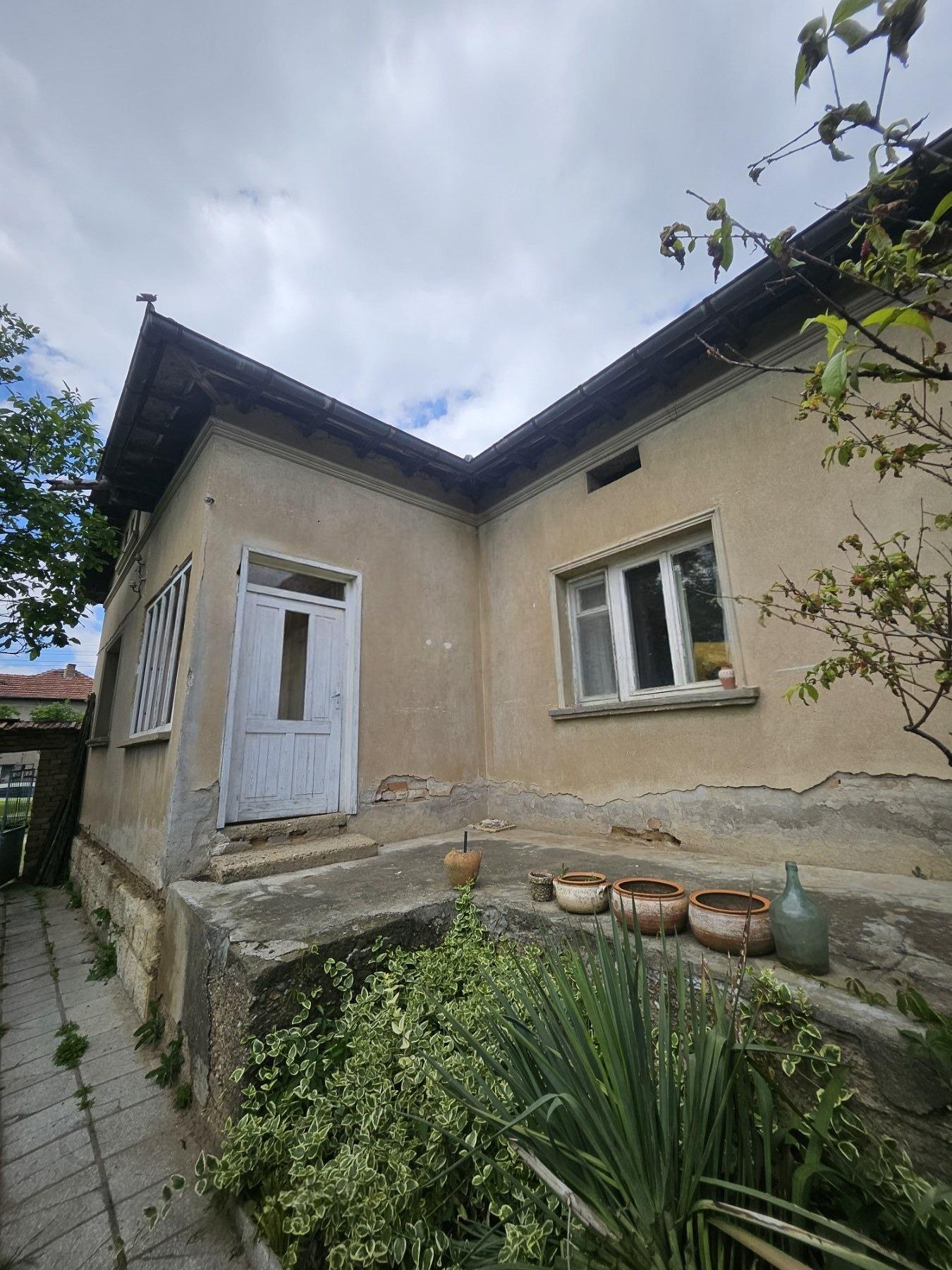 House for Sale in Gulyantsi, Pleven