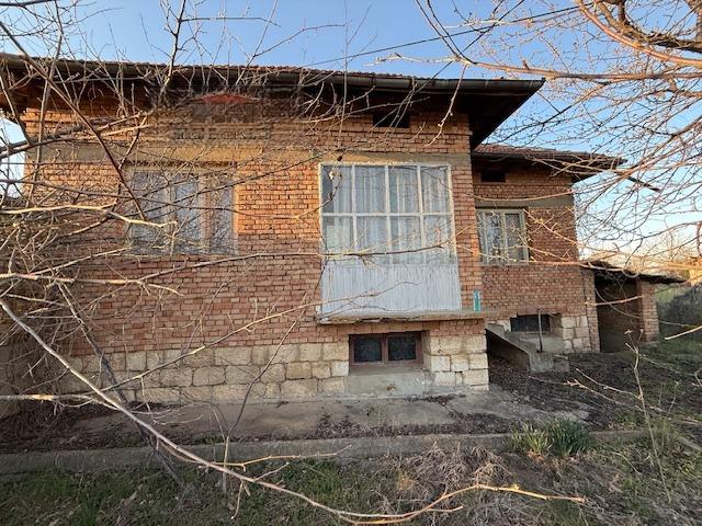 House for Sale in Piperkovo, Ruse