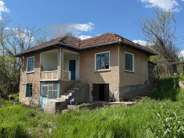 House for Sale in Karantsi, Veliko Tarnovo