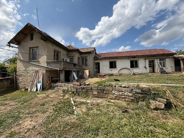 House for Sale in Kosarka, Gabrovo