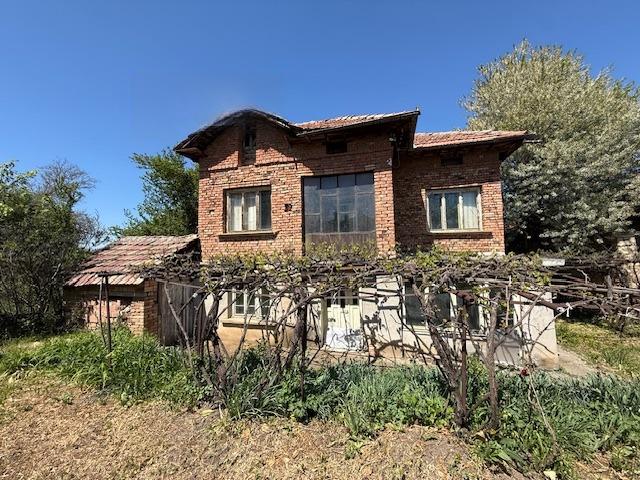 House for Sale in Patresh, Veliko Tarnovo