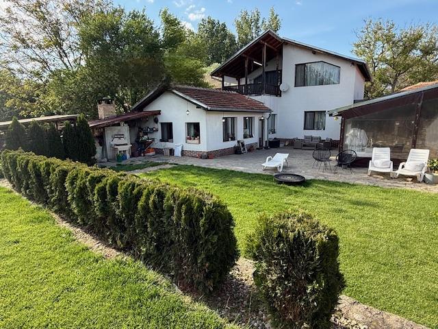 House for Sale in Hotnitsa, Veliko Tarnovo