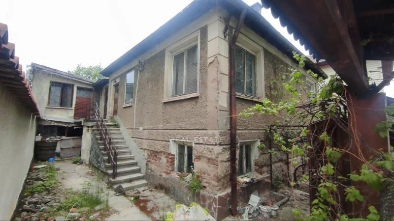 House for Sale in Pernik, Ralitsa