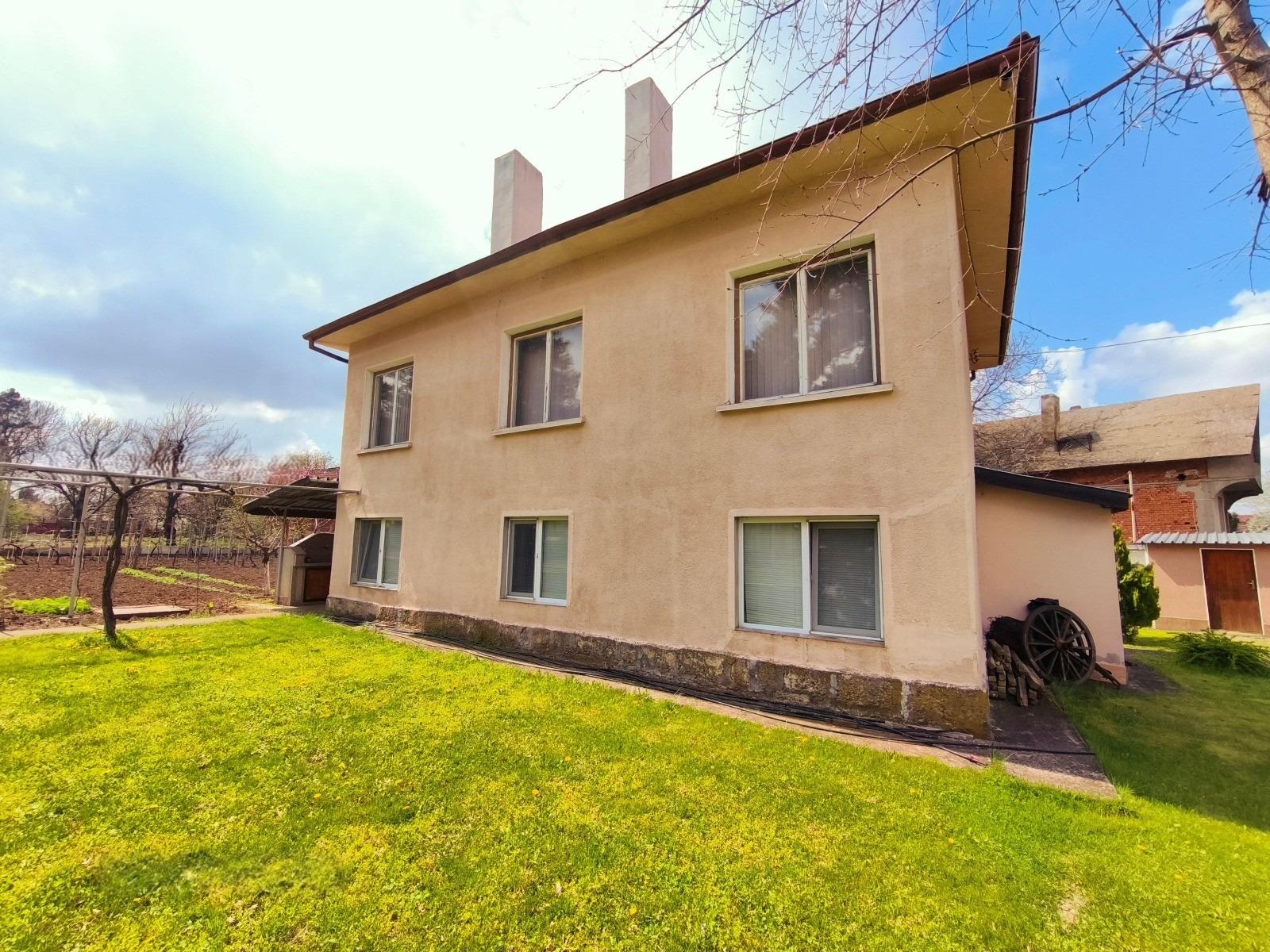 House for Sale in Shtraklevo, Ruse