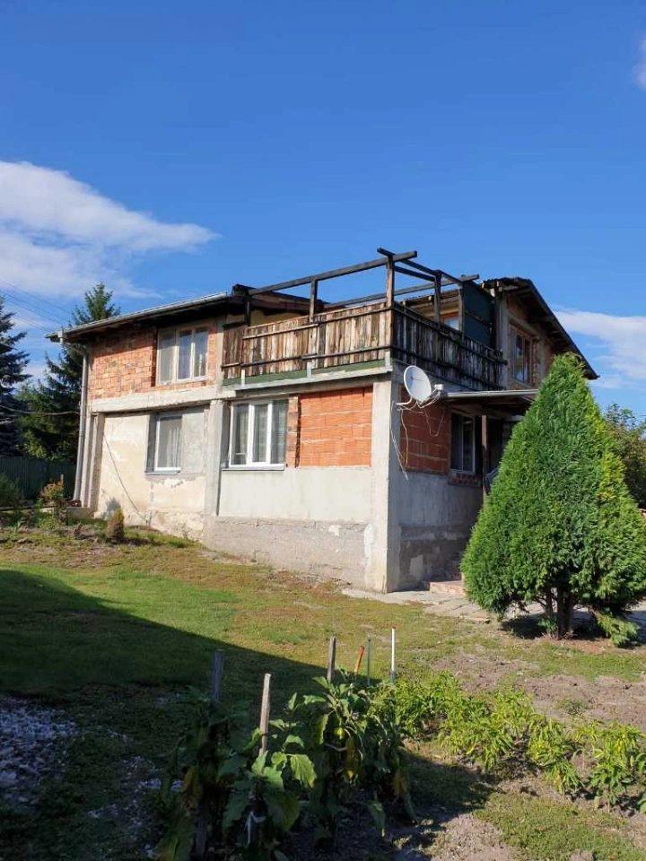 House for Sale in Herakovo, Sofia Province