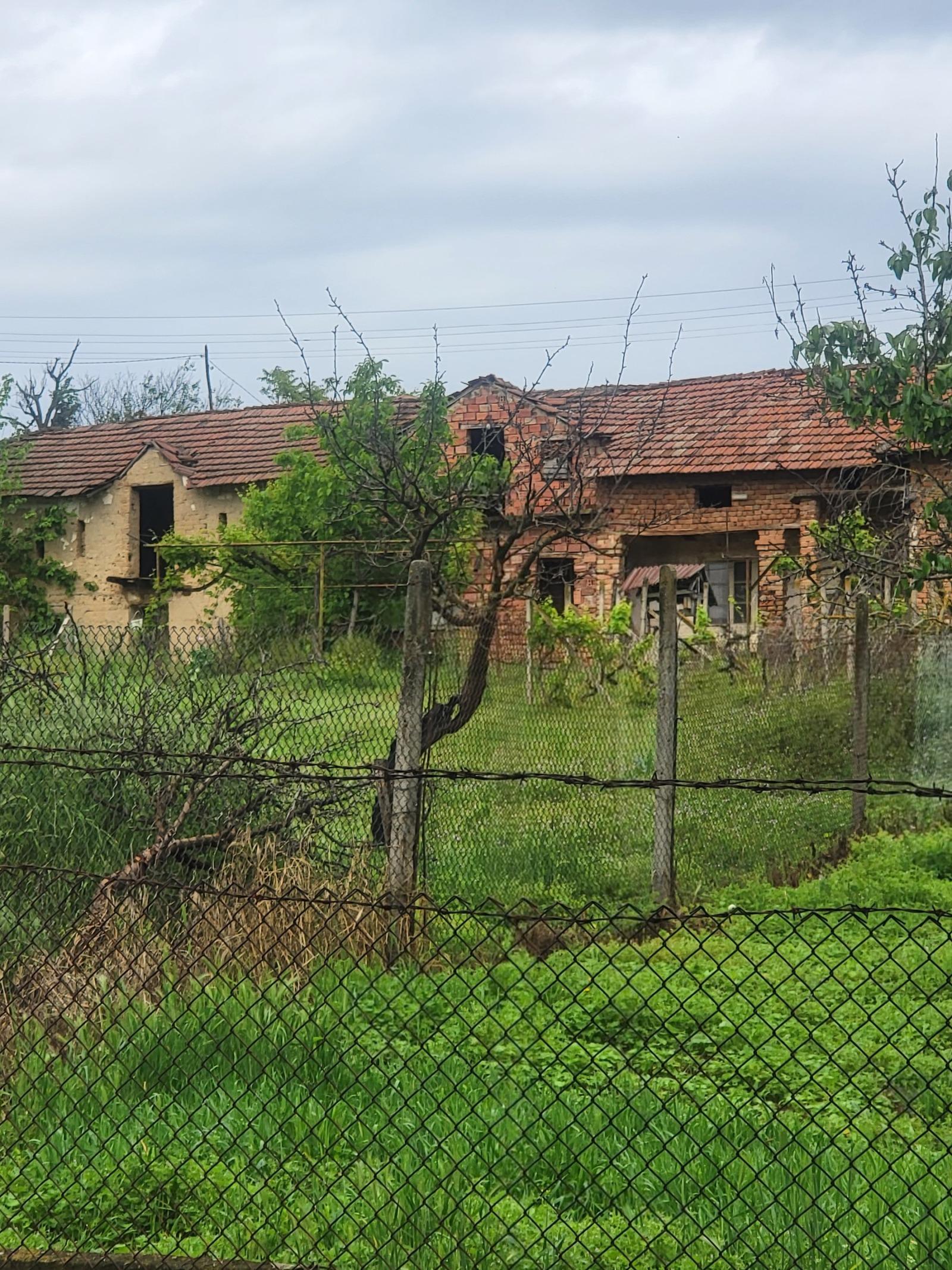 House for Sale in Brashlyanitsa, Pleven