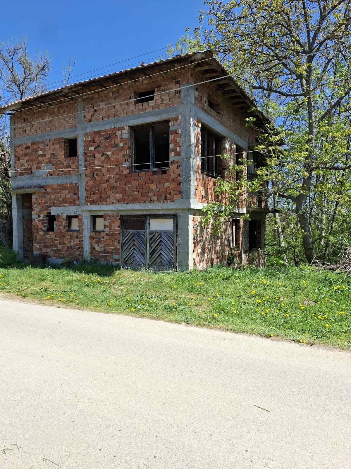 House for Sale in Golyama Zhelyazna, Lovech