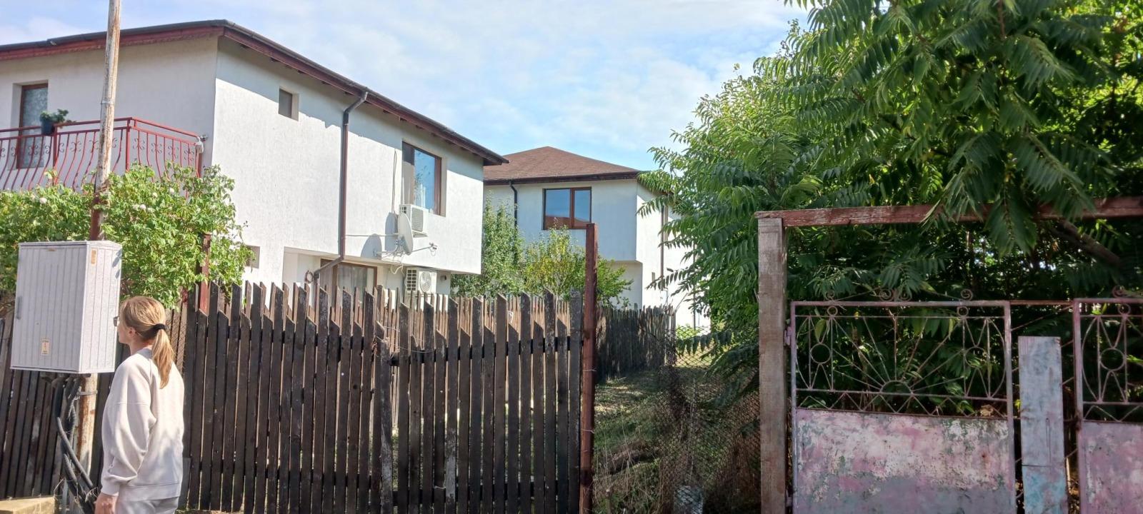 House for Sale in Poroy, Burgas