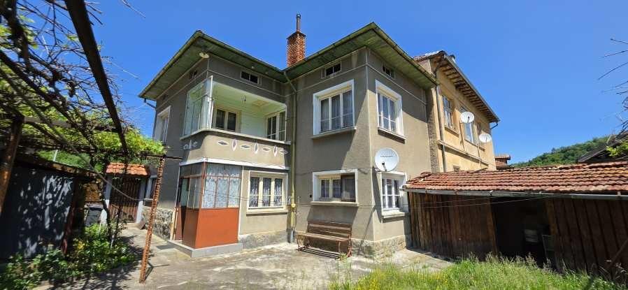 House for Sale in Plachkovtsi, Gabrovo