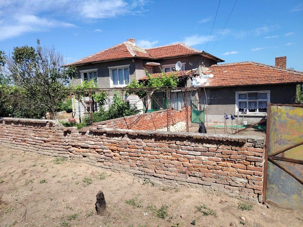 House for Sale in Partizanin, Stara Zagora