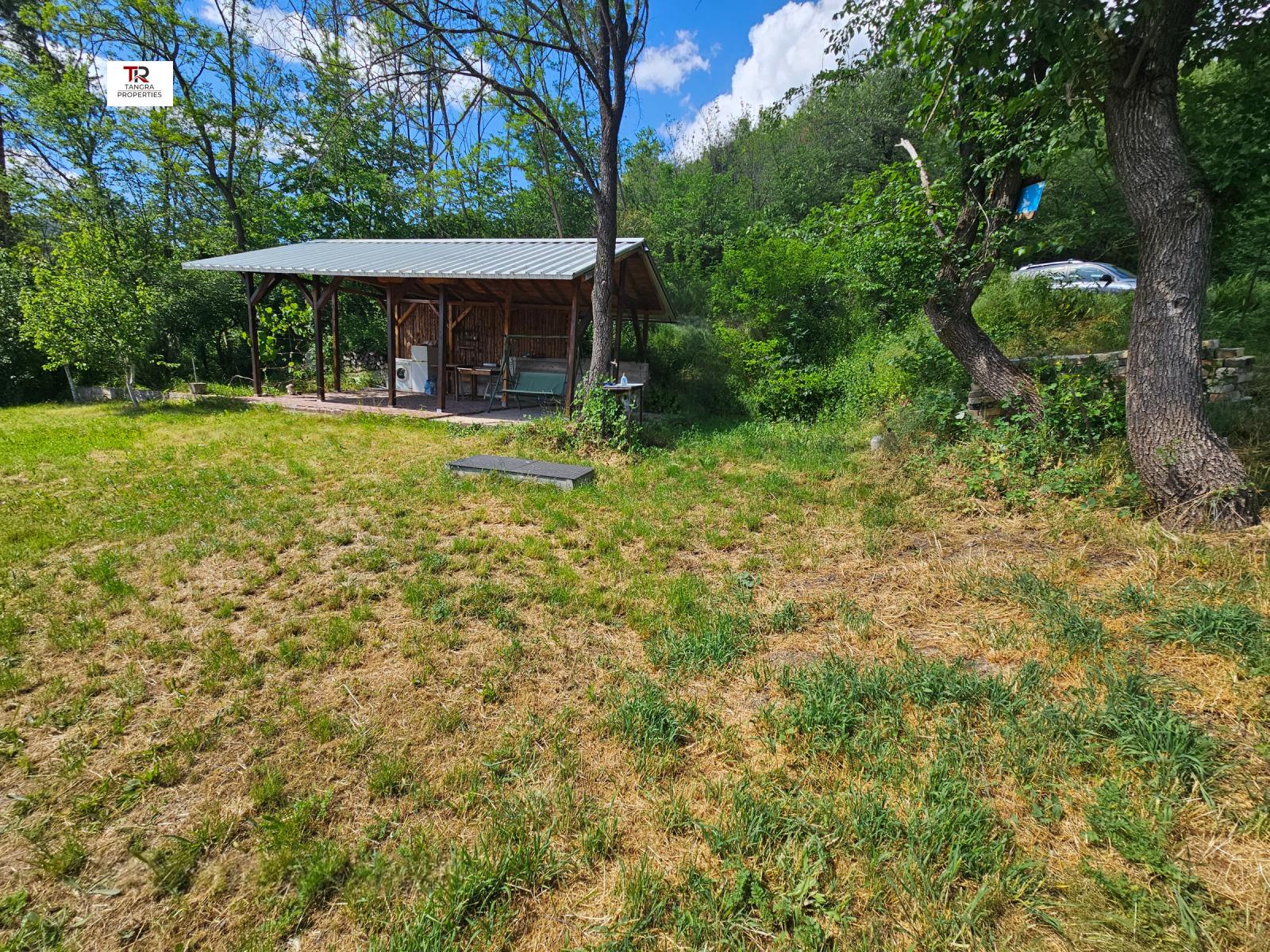 House for Sale in Lobosh, Pernik
