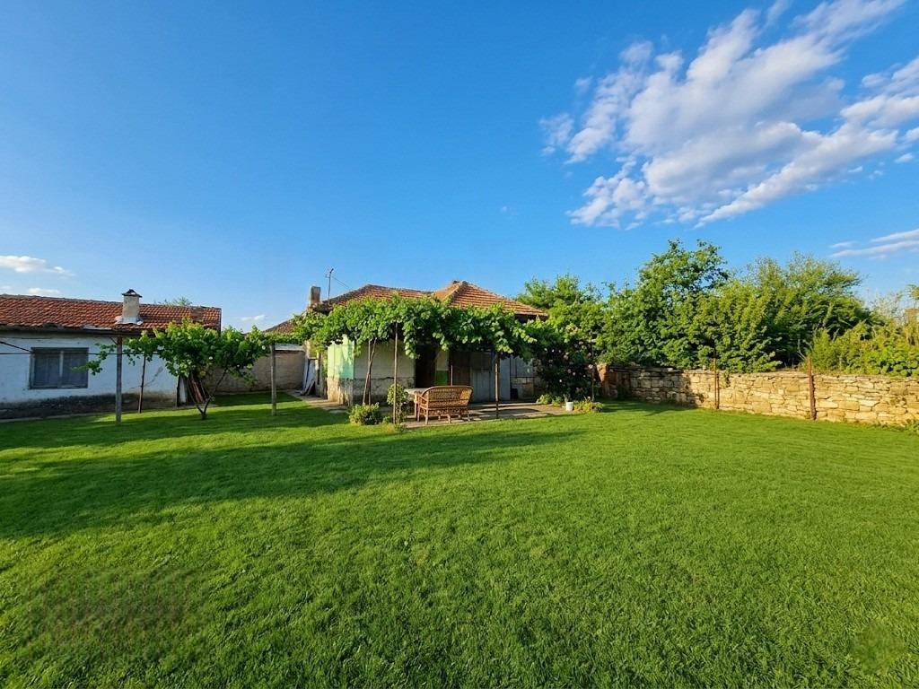 House for Sale in Shtraklevo, Ruse