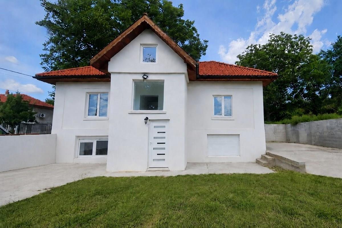 House for Sale in Struino, Shumen