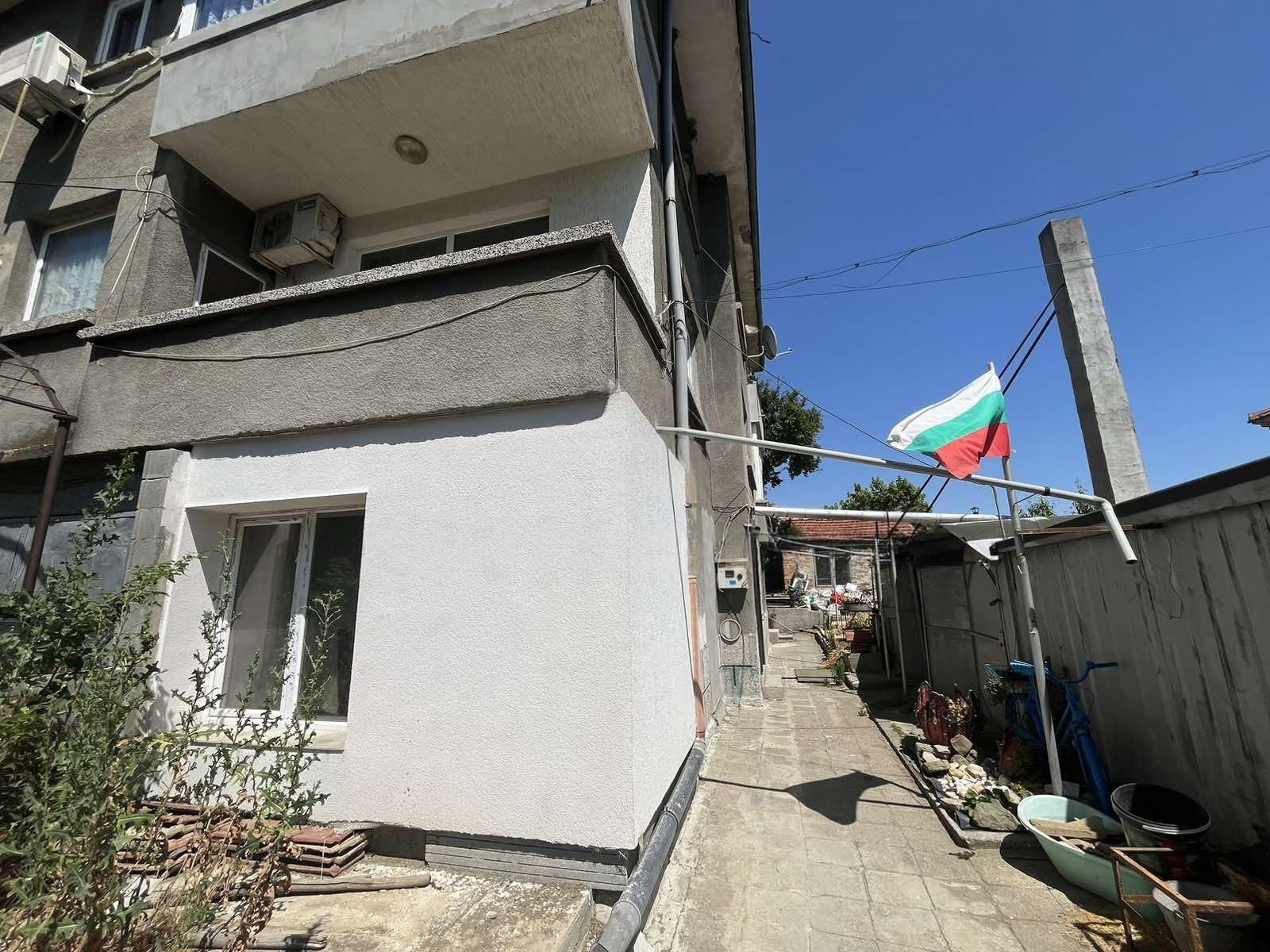 House Floor for Sale in Aytos, Burgas