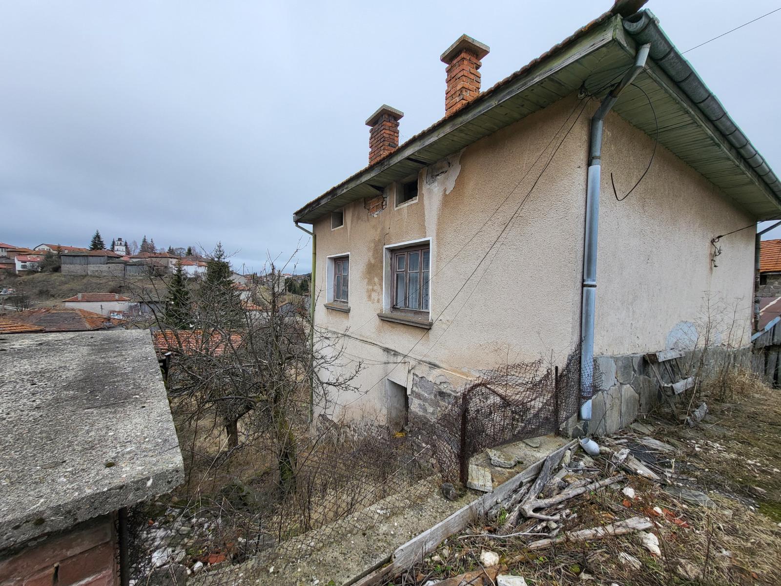 House for Sale in Ravnogor, Pazardzhik