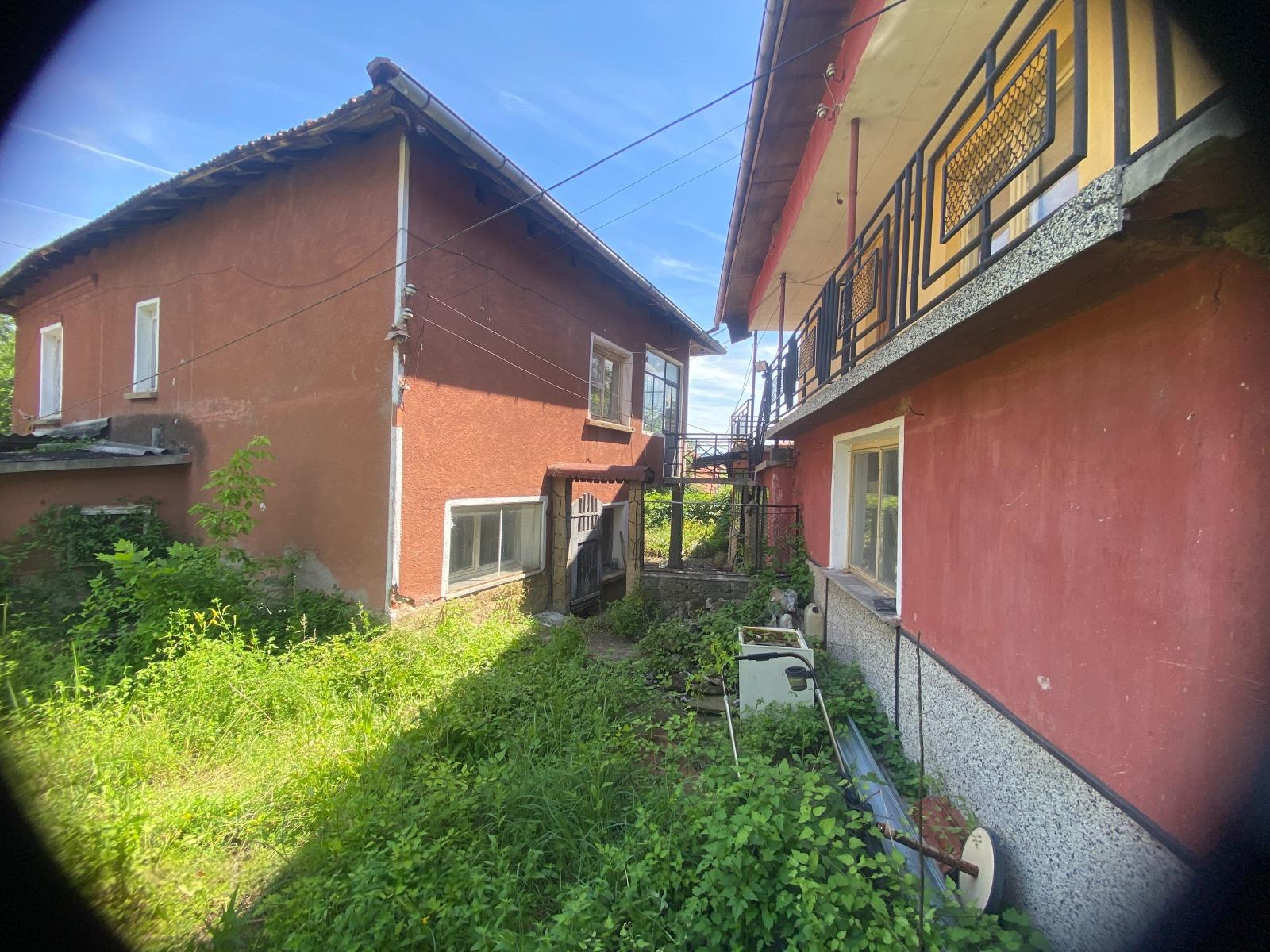 House for Sale in Roman, Vratsa