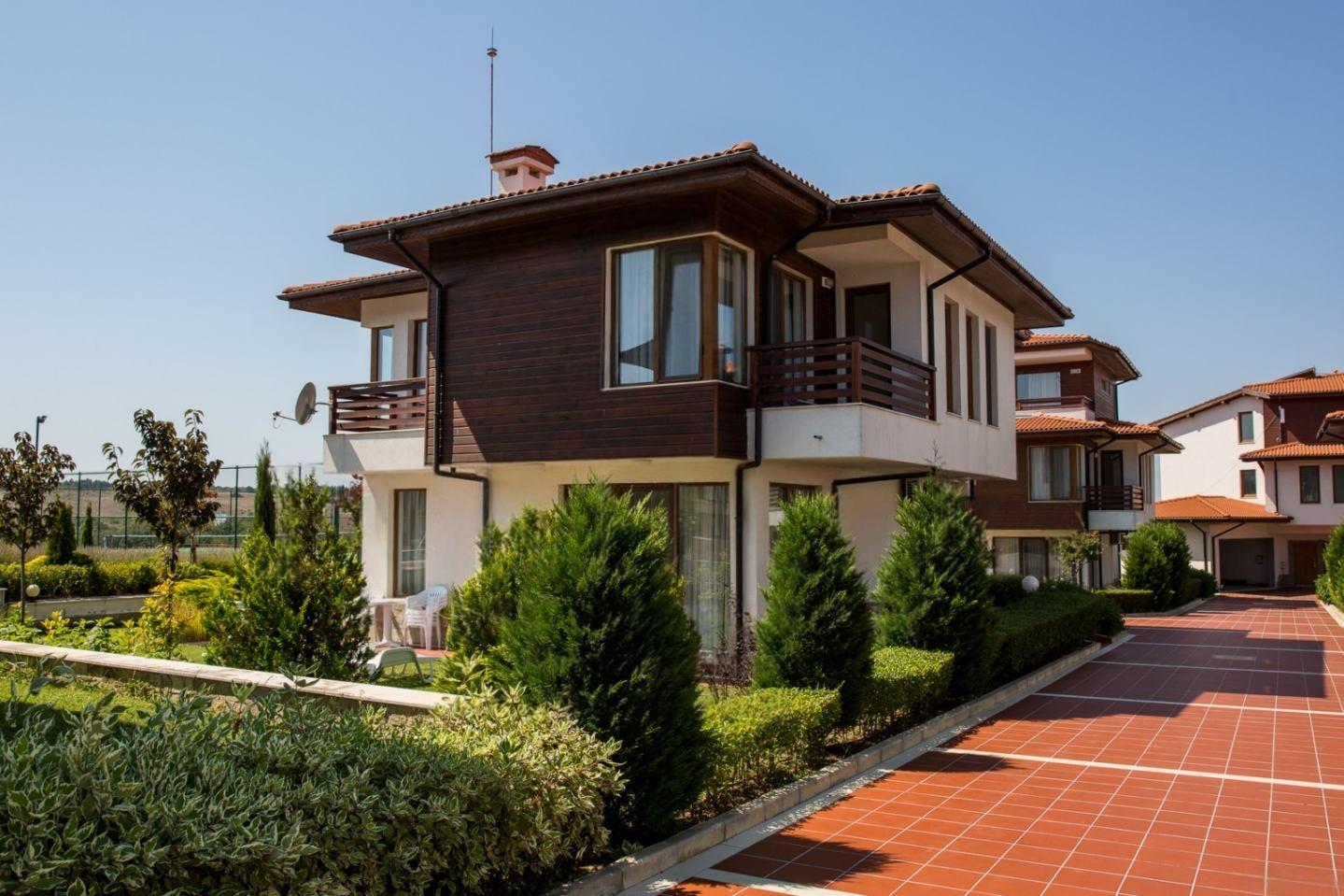 House for Sale in Lozenets, Burgas