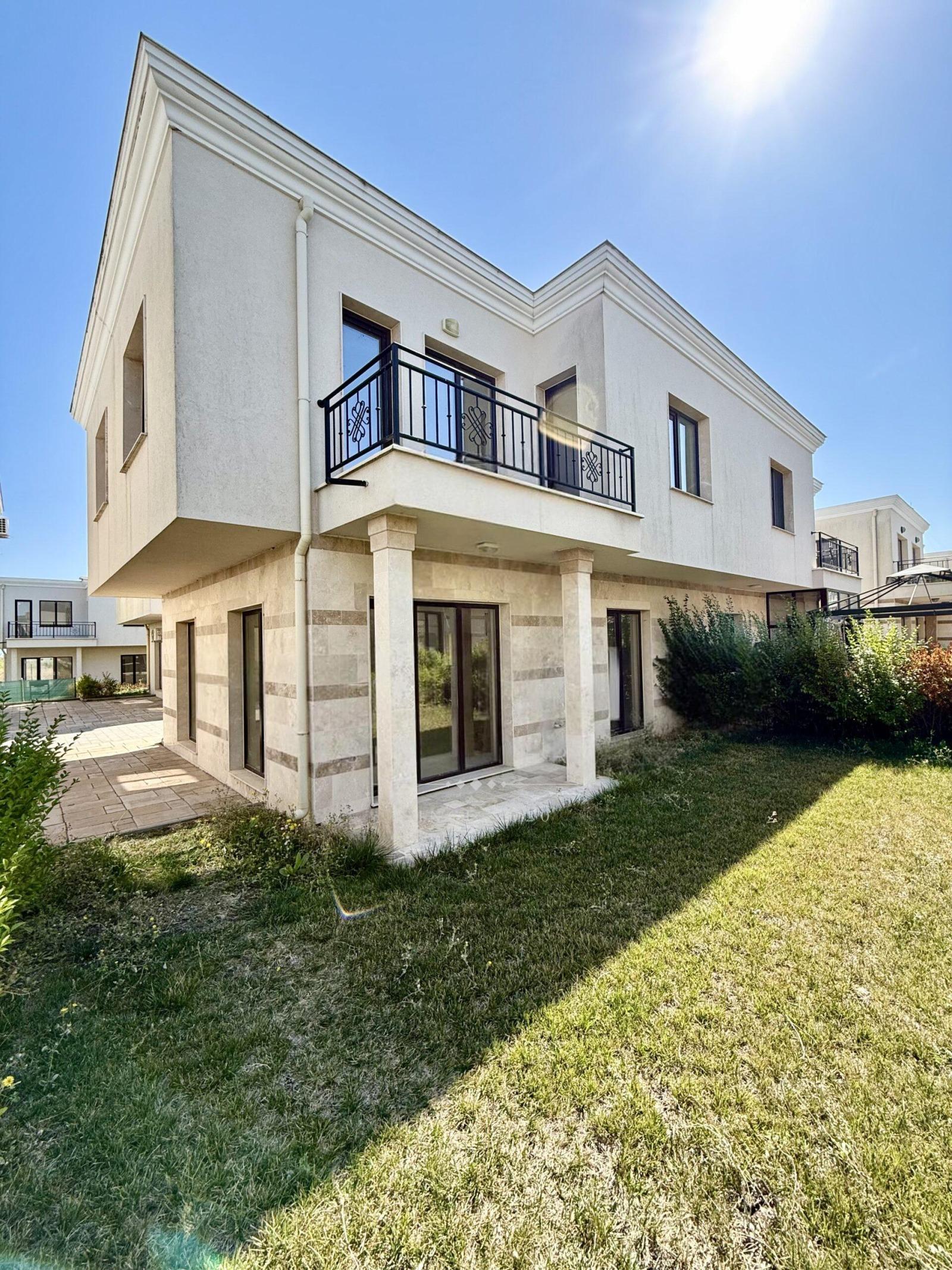 House for Sale in Burgas, Sarafovo