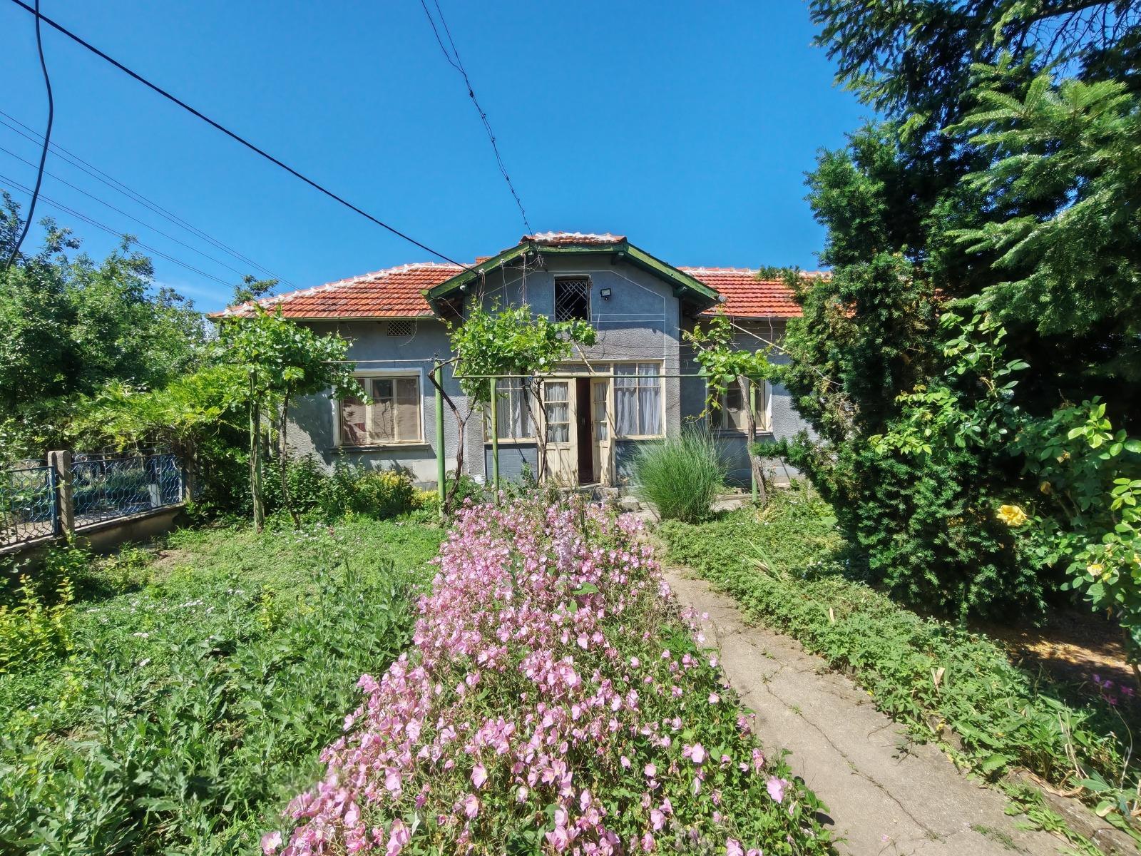 House for Sale in Yakimovo, Montana