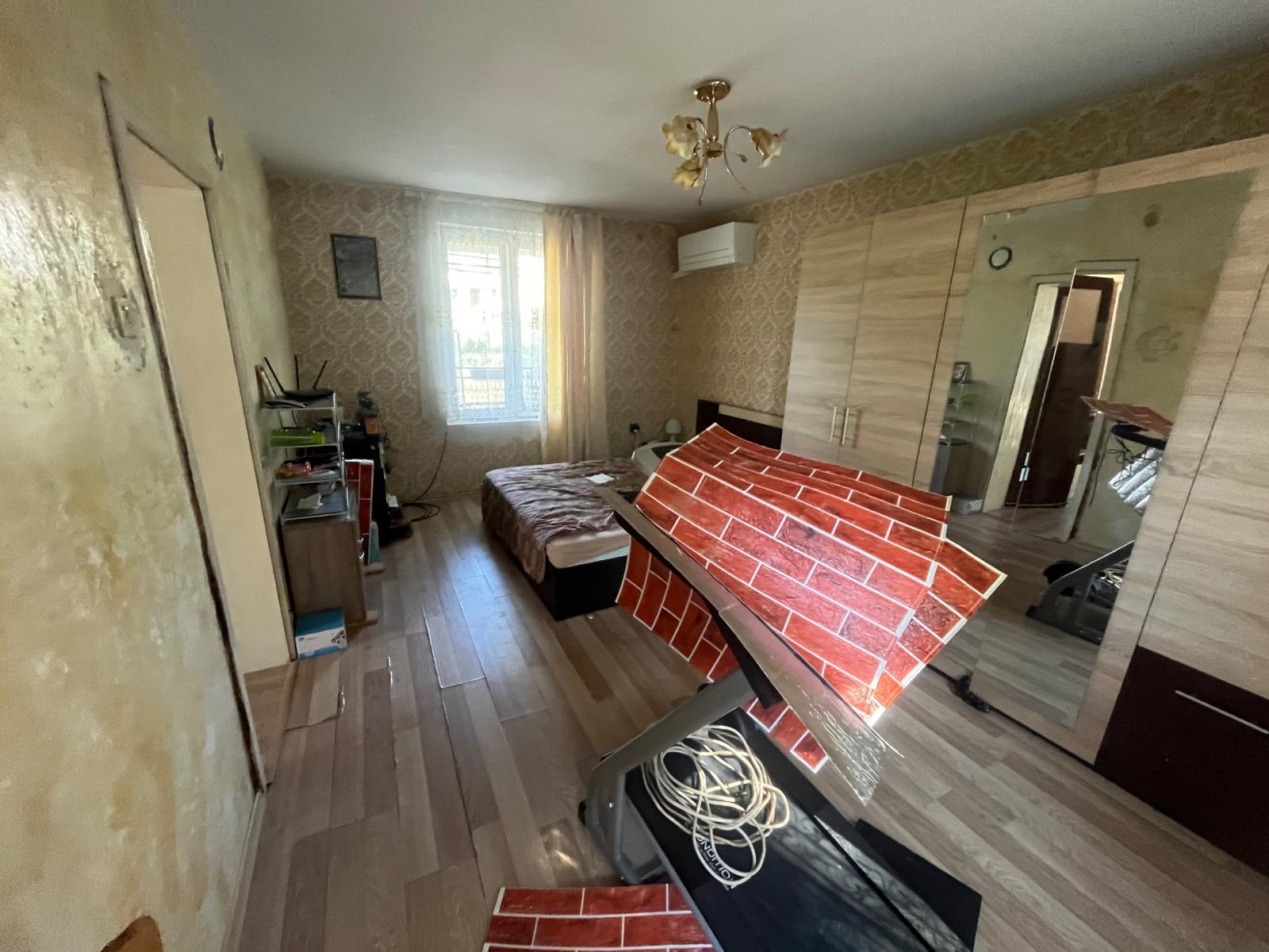 House for Sale in Aldomirovtsi, Sofia Province