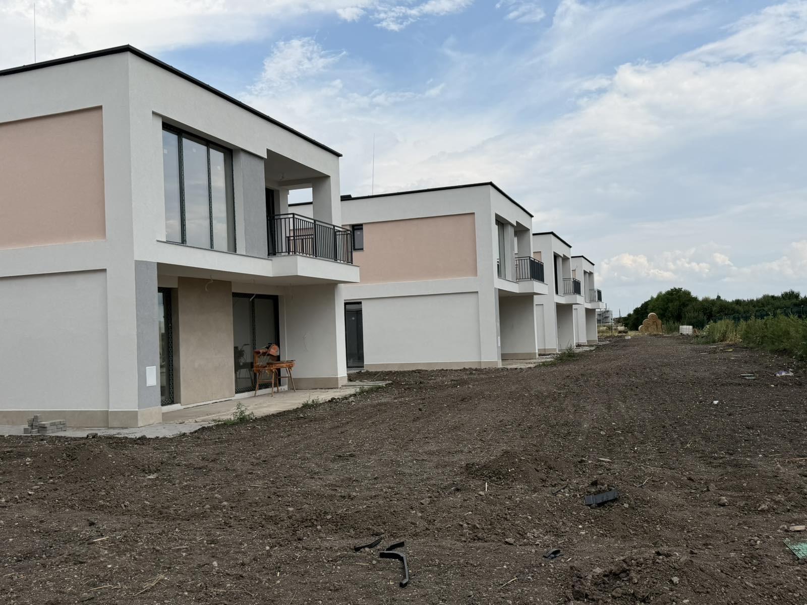 House for Sale in Kostinbrod, Sofia Province
